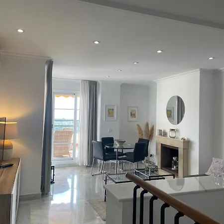Apartamento 2-bed Sea View 10 Mins From Puerto Banus